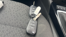 Vauxhall Crossland 1.2 Turbo Design 5dr Petrol Hatchback